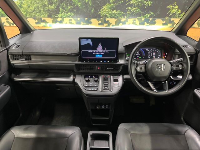 HONDA STEPWAGON E:HEV SPAD 2023 Image 31