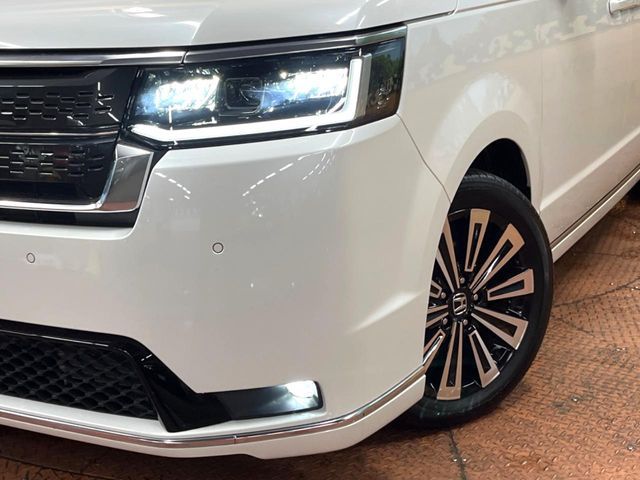 HONDA STEPWAGON E:HEV SPAD 2023 Image 31