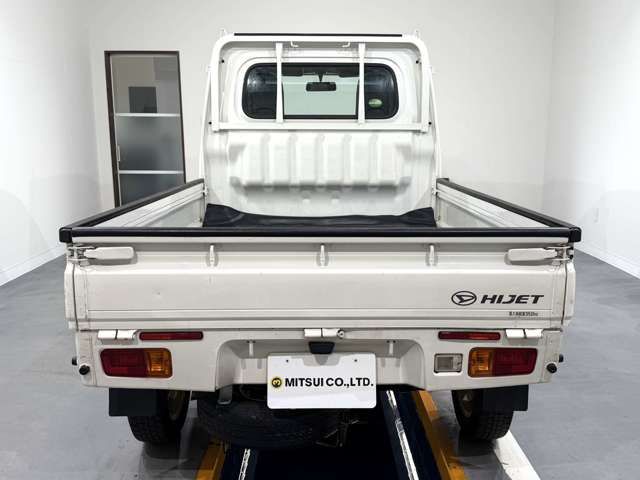 DAIHATSU HIJET TRUCK 4WD 2017 Image 31