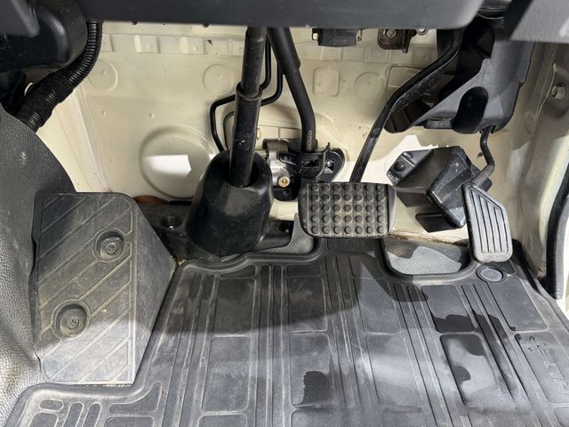 DAIHATSU HIJET TRUCK 4WD 2017 Image 31