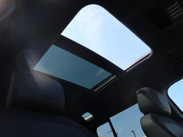 ROVER DEFENDER 2023 Image 31