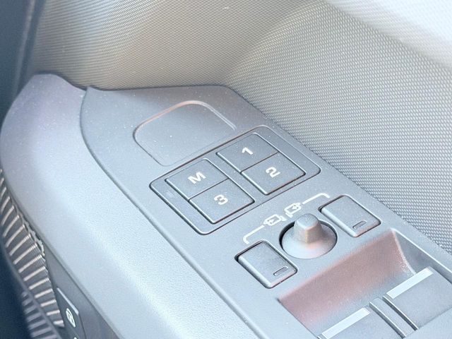 ROVER DEFENDER 2023 Image 31