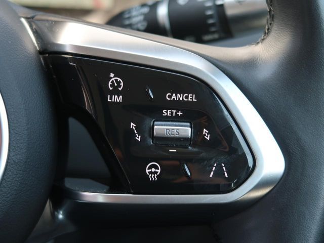 JAGUAR XESERIES 2020 Image 31