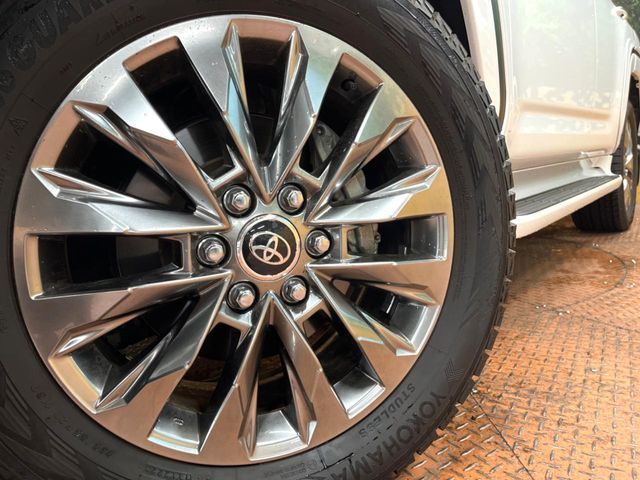 TOYOTA LANDCRUISER WAGON 2023 Image 31