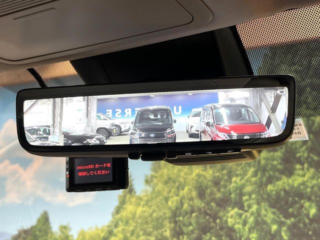 TOYOTA RAV4 HYBRID 4WD 2022 Image 31