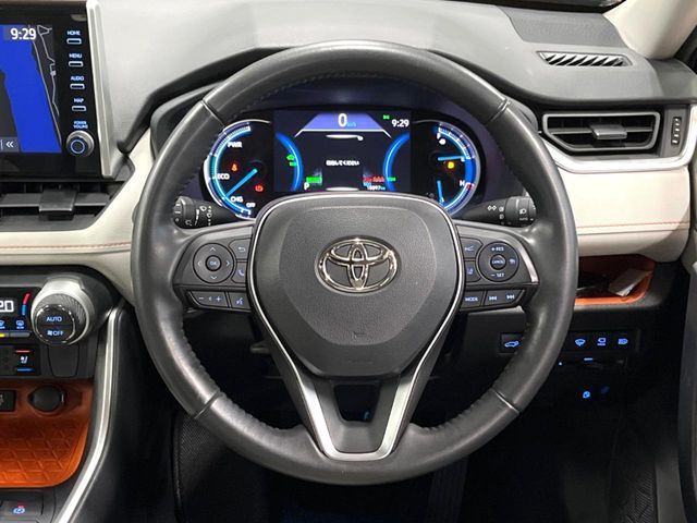 TOYOTA RAV4 HYBRID 4WD 2022 Image 31