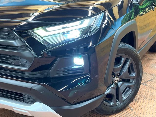 TOYOTA RAV4 HYBRID 4WD 2022 Image 31