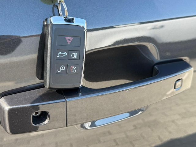 ROVER DEFENDER 2025 Image 31