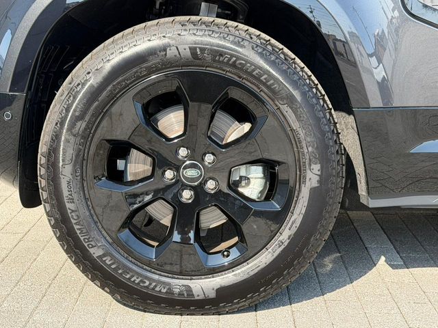 ROVER DEFENDER 2025 Image 31
