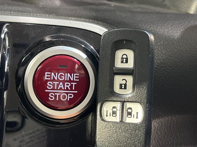 HONDA N BOX CUSTOM 2016 Image 31