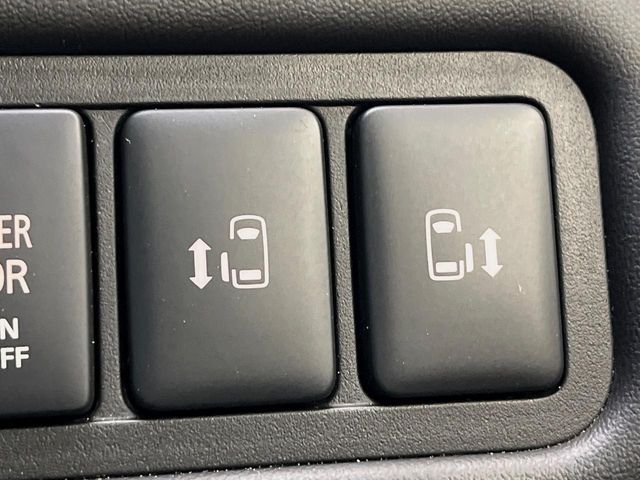 MITSUBISHI DELICA D:5 4WD 2023 Image 31