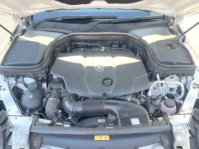 MERCEDES BENZ GLC CL 2019 Image 31