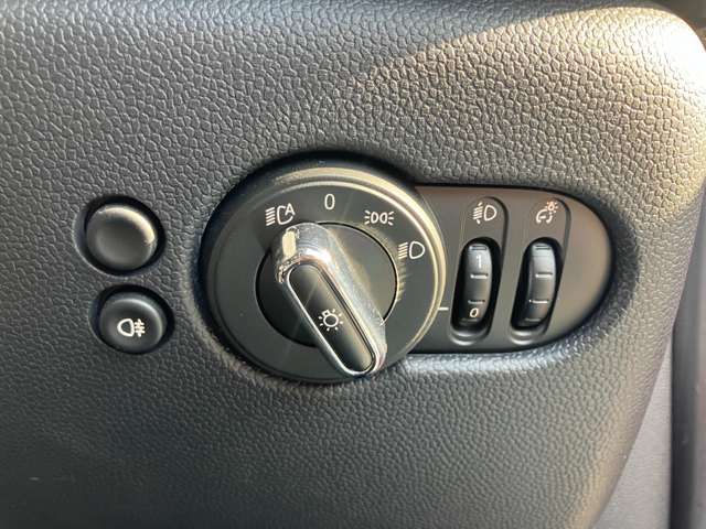 BMW MINI COOPER S 5DOOR 2023 Image 31