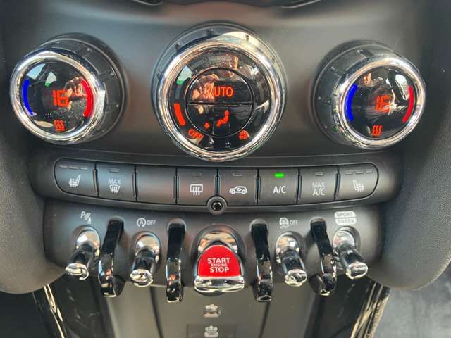 BMW MINI COOPER S 5DOOR 2023 Image 31