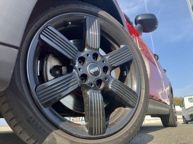 BMW MINI COOPER S 5DOOR 2023 Image 31