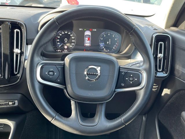 VOLVO XC40 2019 Image 31