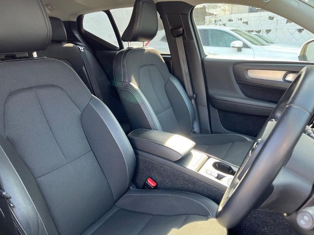 VOLVO XC40 2019 Image 31