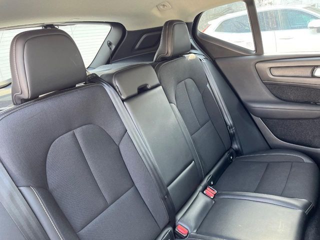 VOLVO XC40 2019 Image 31