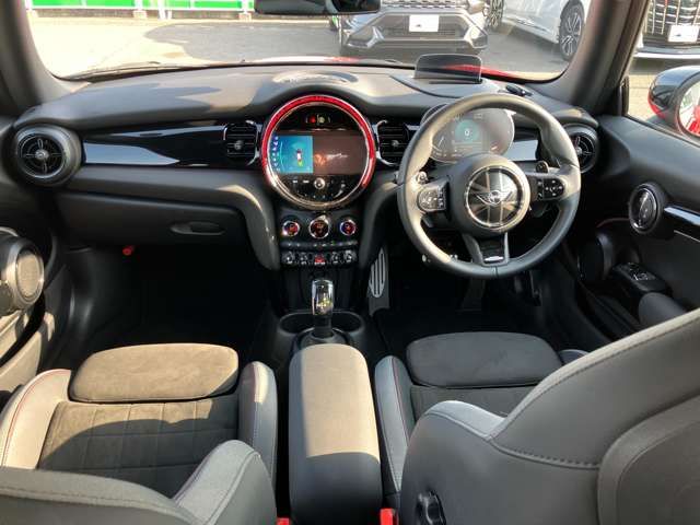 BMW MINI 2024 Image 31