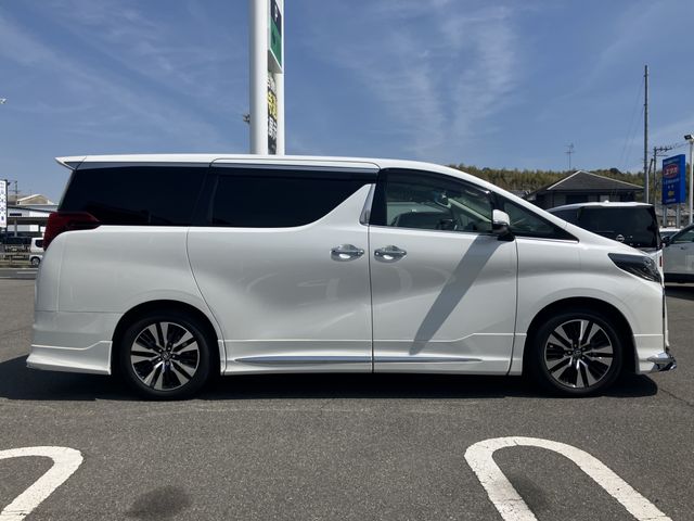 TOYOTA ALPHARD 2023 Image 31