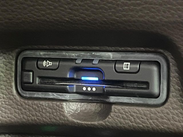 HONDA N BOX 2022 Image 31