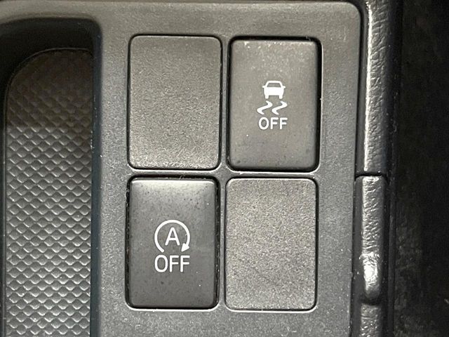 TOYOTA VITZ 2014 Image 31