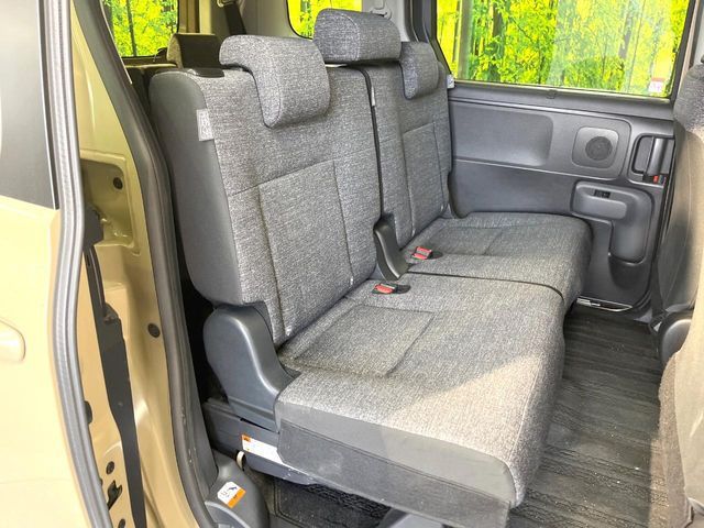 TOYOTA SIENTA HYBRID 2023 Image 31