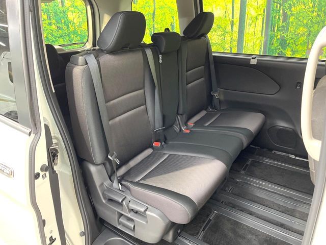 NISSAN SERENA  S-HYBRID 2017 Image 31