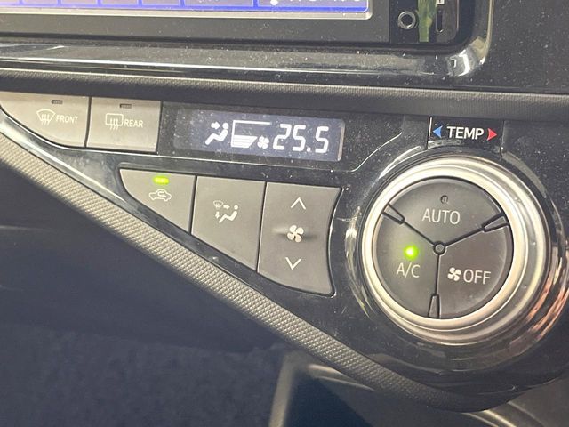 TOYOTA AQUA 2016 Image 31