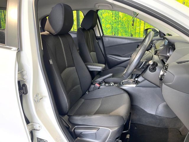 MAZDA DEMIO 2017 Image 31