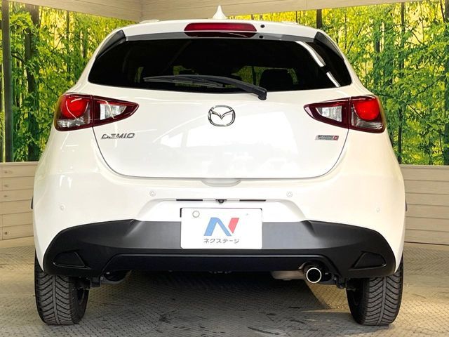 MAZDA DEMIO 2017 Image 31