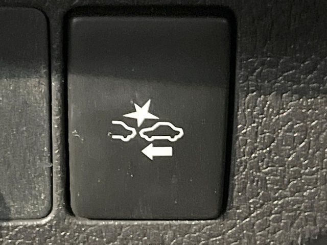 TOYOTA VITZ 2016 Image 31