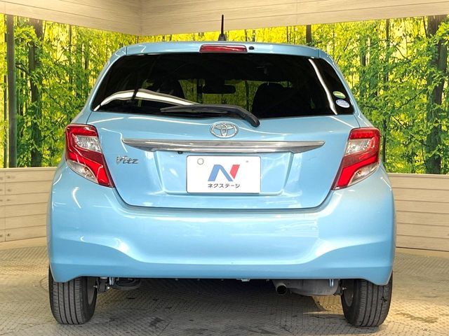 TOYOTA VITZ 2016 Image 31