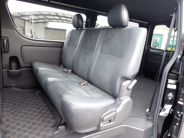 TOYOTA HIACE VAN 2WD 2019 Image 31