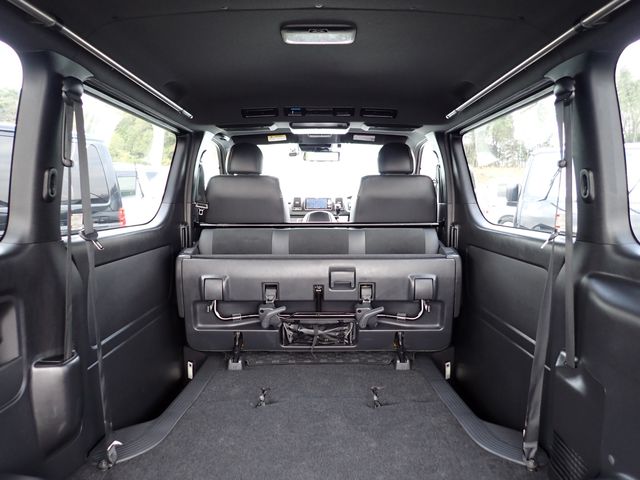 TOYOTA HIACE VAN 2WD 2019 Image 31