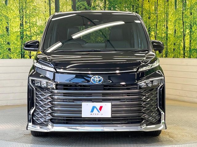 TOYOTA VOXY HYBRID 2022 Image 31