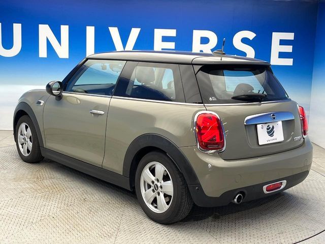 BMW MINI COOPER D 2019 Image 31