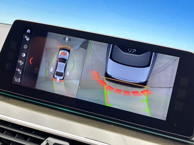 BMW 5SERIES SEDAN 2019 Image 31