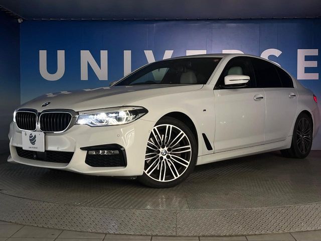 BMW 5SERIES SEDAN 2019 Image 31