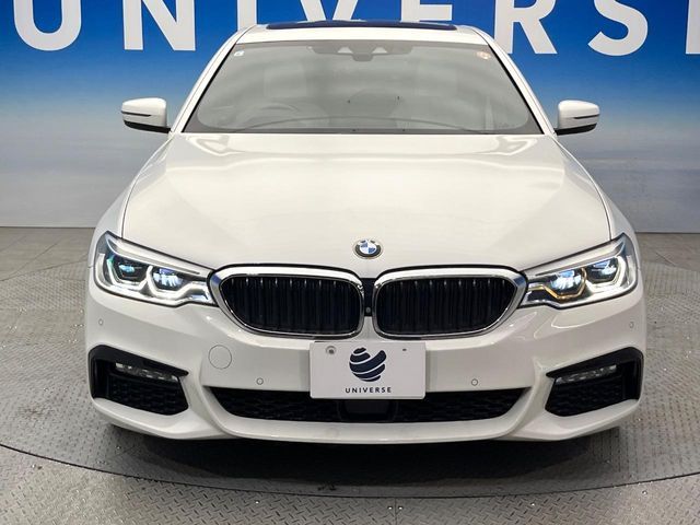 BMW 5SERIES SEDAN 2019 Image 31