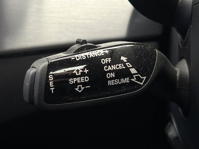 AUDI A8 2017 Image 31