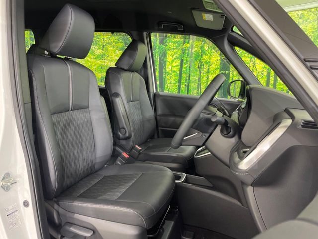 TOYOTA NOAH HYBRID 2023 Image 31