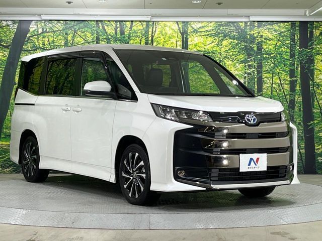 TOYOTA NOAH HYBRID 2023 Image 31
