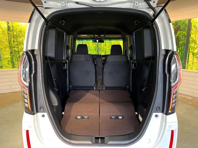 HONDA N BOX CUSTOM 2019 Image 31