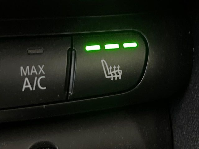 BMW MINI COOPER D 5D 2018 Image 31