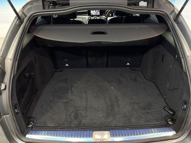 MERCEDES BENZ C CLAS 2019 Image 31