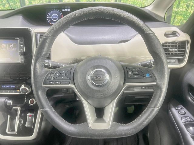 NISSAN SERENA  S-HYBRID 2016 Image 31