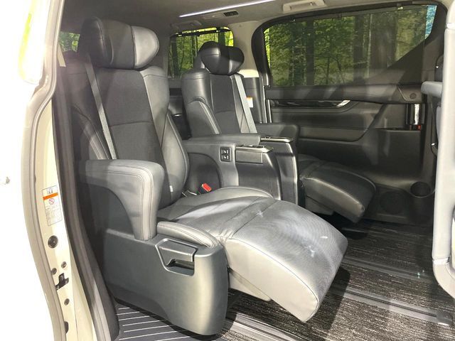 TOYOTA ALPHARD 2020 Image 31