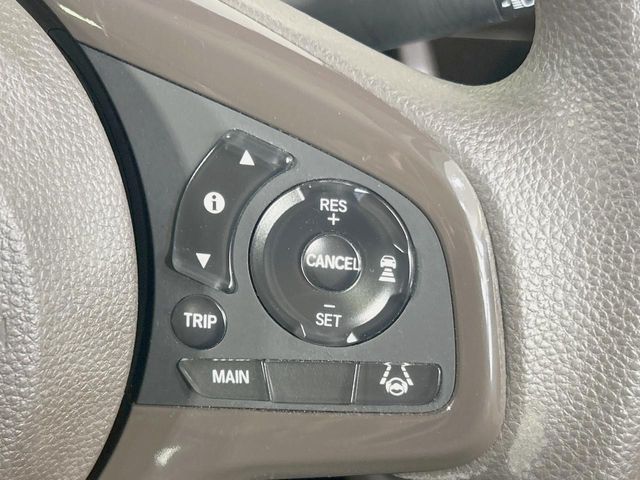 HONDA N BOX 2021 Image 31