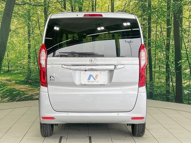 HONDA N BOX 2021 Image 31